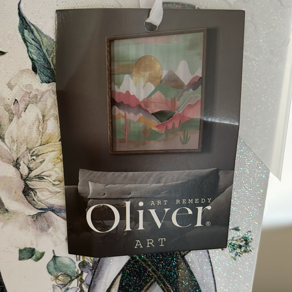 CANVAS PICTURE-GUCCI, CHANEL, LOUIS VUITTON WINE BOTTLES - Picture 2 of 2